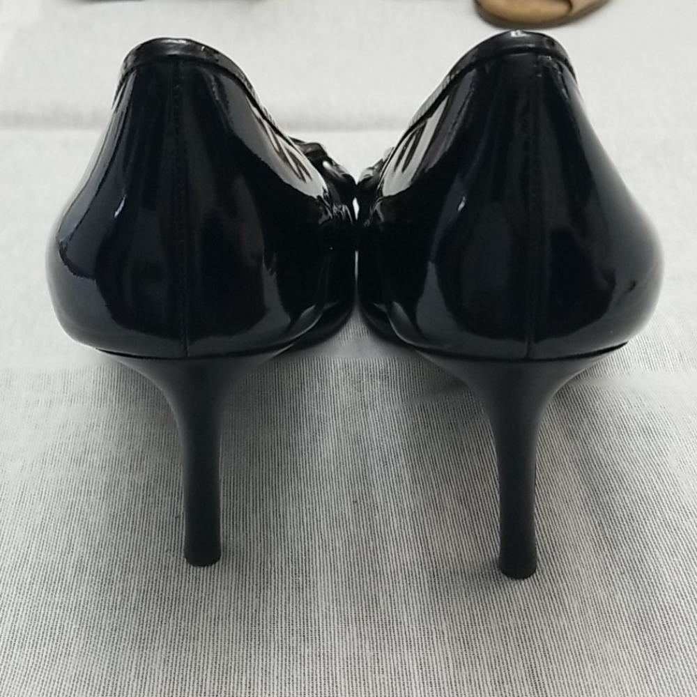Coach Dorita Black Pump - Size 7 - Picture 6 of 7